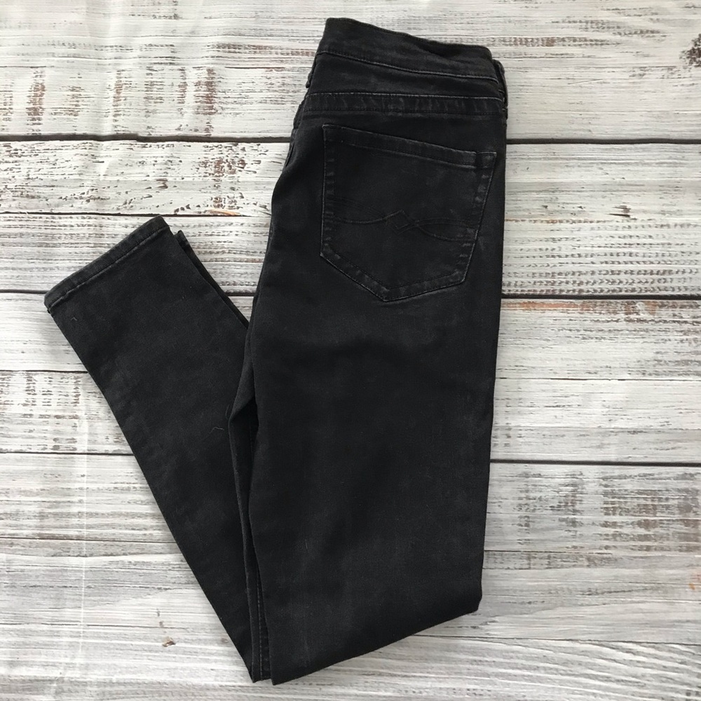 Mudd Black Skinny Jeans.  Size 13. EUC